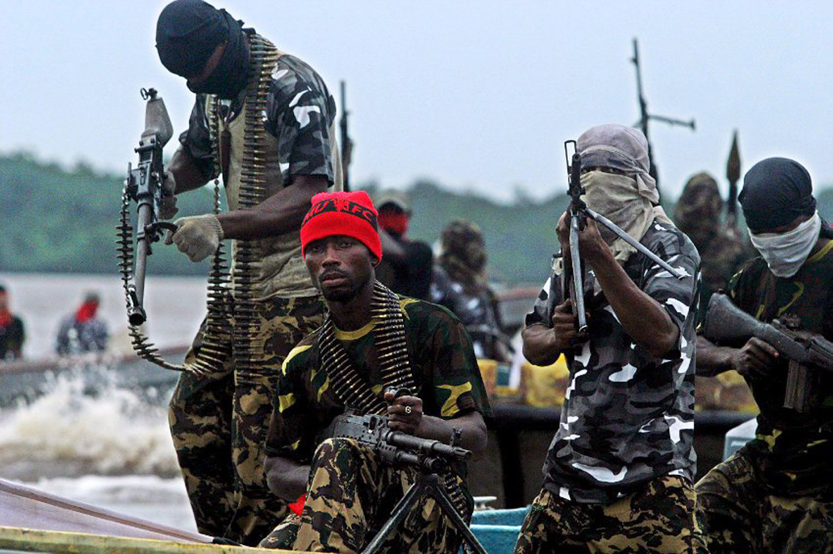 ЕСПЧ обязал Францию заплатить сомалийским пиратам по 5 тыс. евро за моральный ущерб 