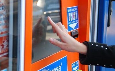 Скоро банки перестанут принимать в свои банкоматы и платежные терминалы купюры в 100, 200 и 500 грн