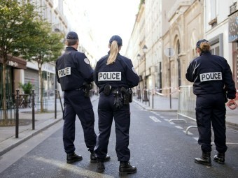 Во Франции военные будут патрулировать улицы вместе с полицией