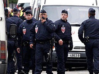 За имитацию стрельбы по полицейским француза приговорили к 6 месяцам тюрьмы
