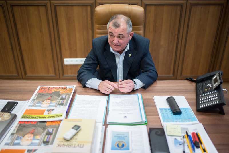 В. Мойсик обратился к главам депутатских фракций с просьбой безотлагательно назначить членов ВСК по проверке судей 