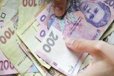 Руководитель отдела одного из львовских банков присвоила деньги клиента в сумме 180 тысяч гривен