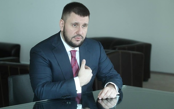 Суд обязал выплатить Игоря Билоуса 48 грн экс-министру доходов и сборов Александру Клименко