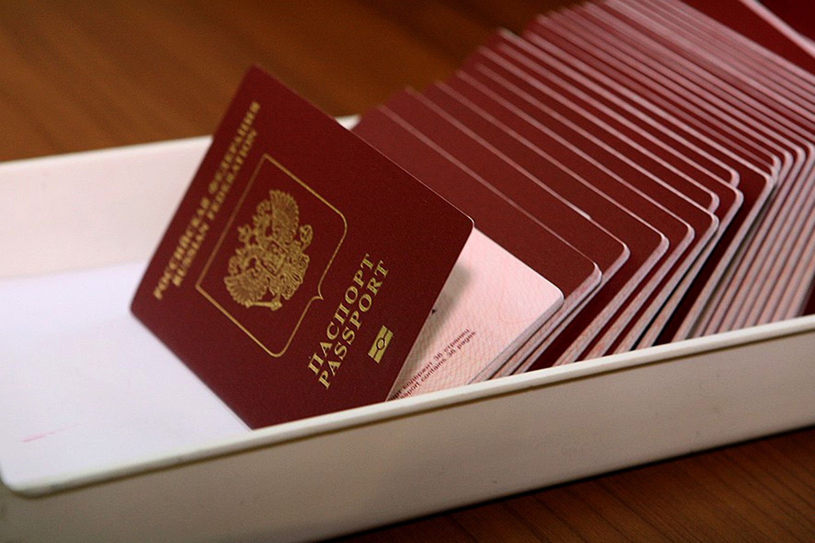Граждане РФ будут въезжать в Украину только по загранпаспортам