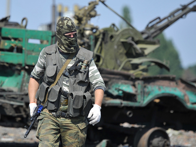 "ДНР", нарушая минские договоренности, отказалась отвести тяжелую технику от линии столкновения