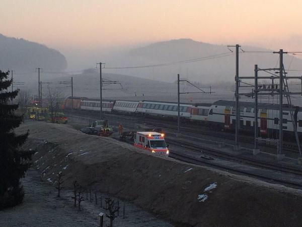 В Швейцарии не разминулись пассажирские поезда. Пострадали 50 человек
