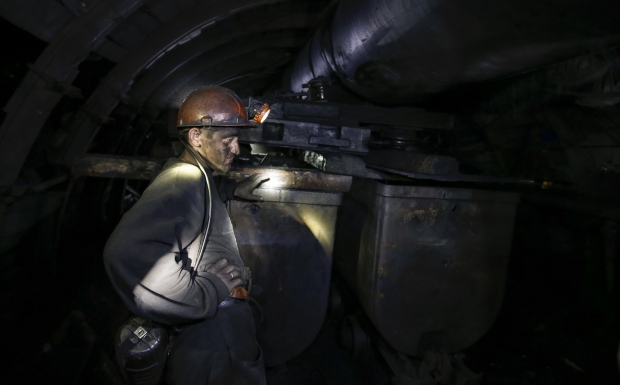 Более 30 горняков погибли на шахте имени Засядько