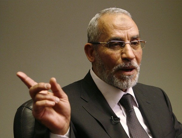 Лидер "Братьев-мусульман" и 13 его сторонников приговорены к смертной казни