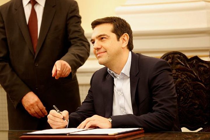 Греция из-за тяжелой экономической ситуации может пожертвовать социальными выплатами