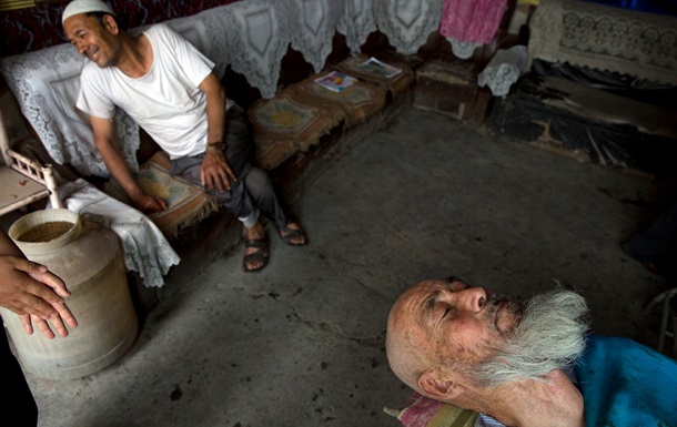 Китайский суд приговорил уйгура к 6 годам лишения свободы за отращивание бороды