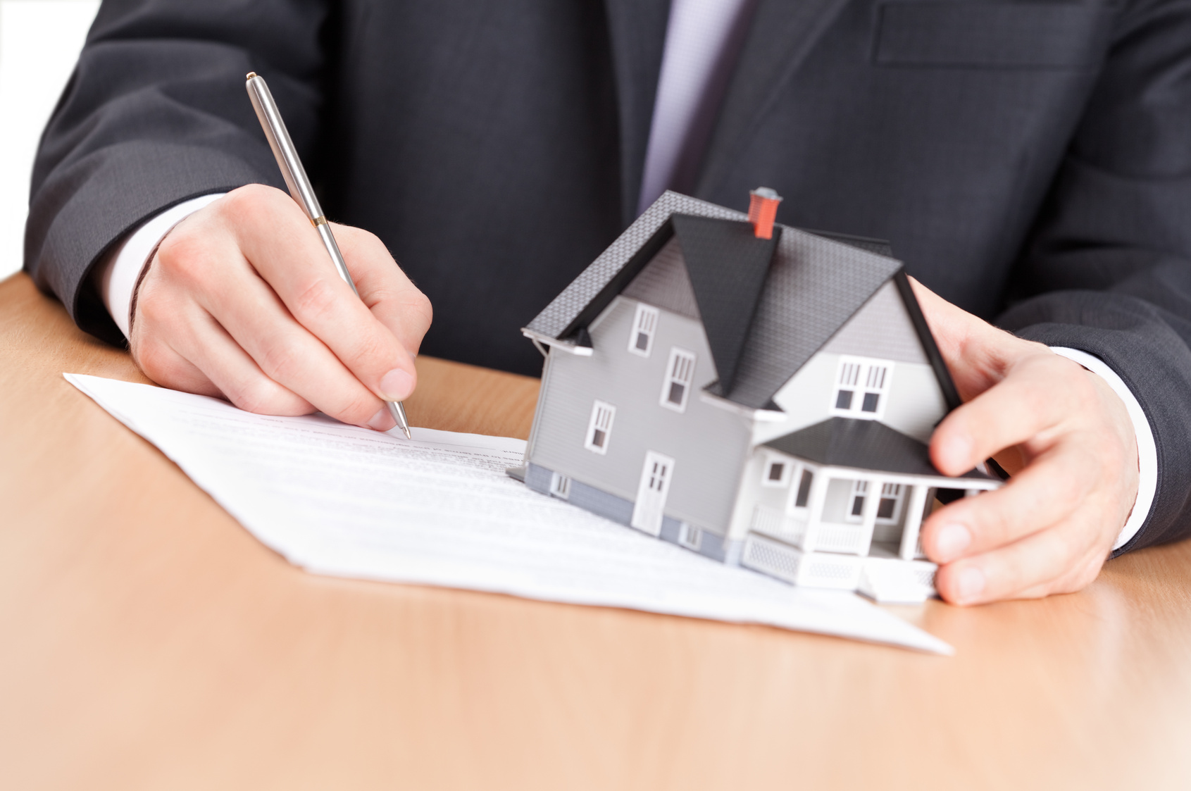 Минюст готовит новые стандарты в процедуре регистрации прав на недвижимость