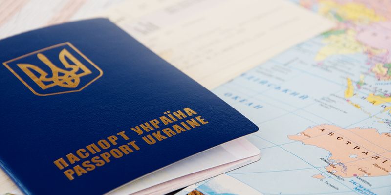 В МВД предупредили о возможном дефиците бланков биометрических паспортов