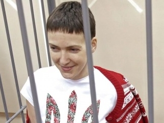 Защита Н.Савченко будет добиваться рассмотрения дела коллегией присяжных