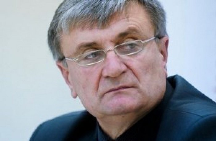 Суд перенес рассмотрение ходатайства о продлении меры пресечения коммунисту С.  Гордиенко