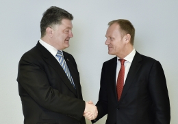 Президенты Украины и Евросовета скоординировали действия по деэскалации ситуации на Донбассе