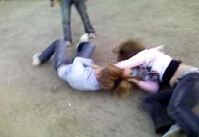 В Бердичеве после драки с одноклассницей, девушка попала в больницу