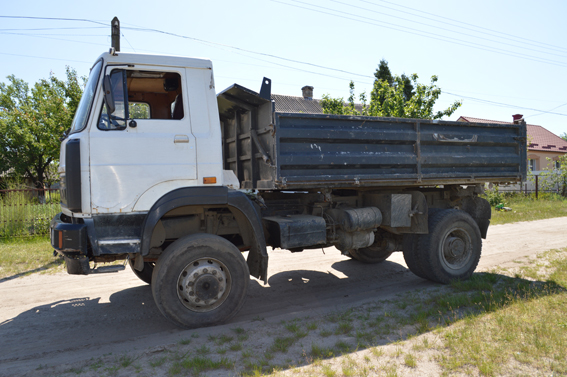 В Ровенской области грузовик сбил насмерть годовалого ребенка