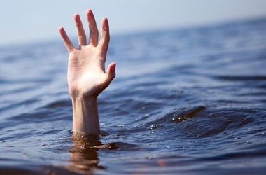В Славянске 2-летний ребенок утонул на глазах своего отца