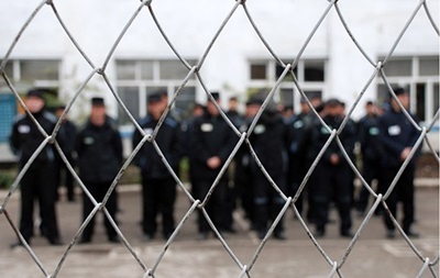 Уполномоченный ВР по правам человека инициирует упрощение механизма перемещения заключенных из Крыма в Украину