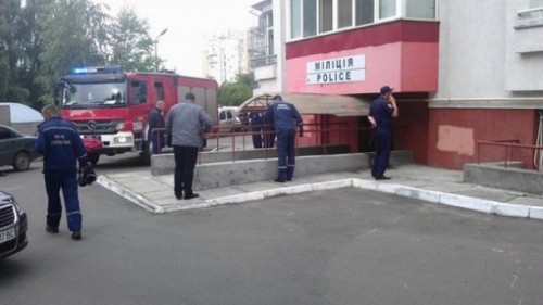 Во Львове неизвестные устроили взрывы возле двух участковых пунктов милиции