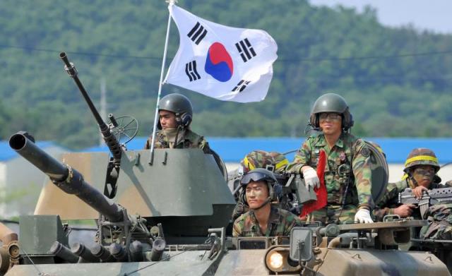 В Южной Корее арестовали горе-шутника, неудачно пошутившего о мобилизации