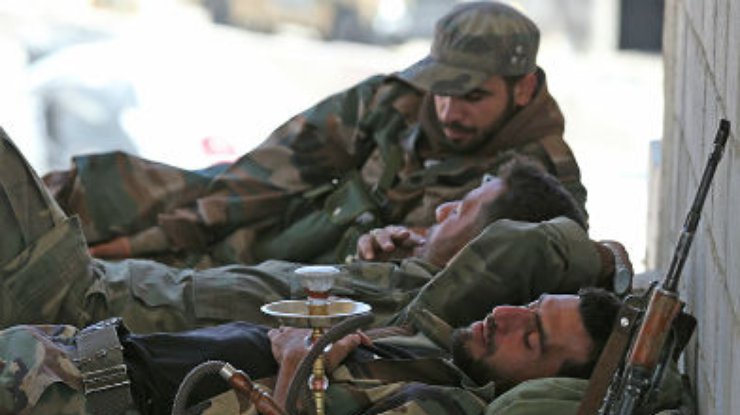 В Сирии правительственные войска и повстанцы договорились о перемирии на двое суток