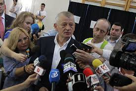 Градоначальника Бухареста задержали за взятку