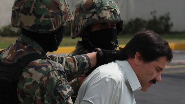 В Мексике чиновников обвиняют в содействии побегу из тюрьмы наркобарону "Коротышке"