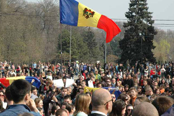 Молдавская власть начала переговоры с протестующими