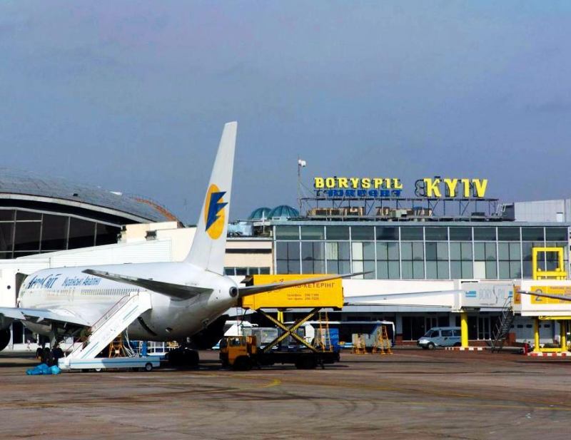 В аэропорту "Борисполь" пограничники задержали спортсмена-террориста из Азербайджана