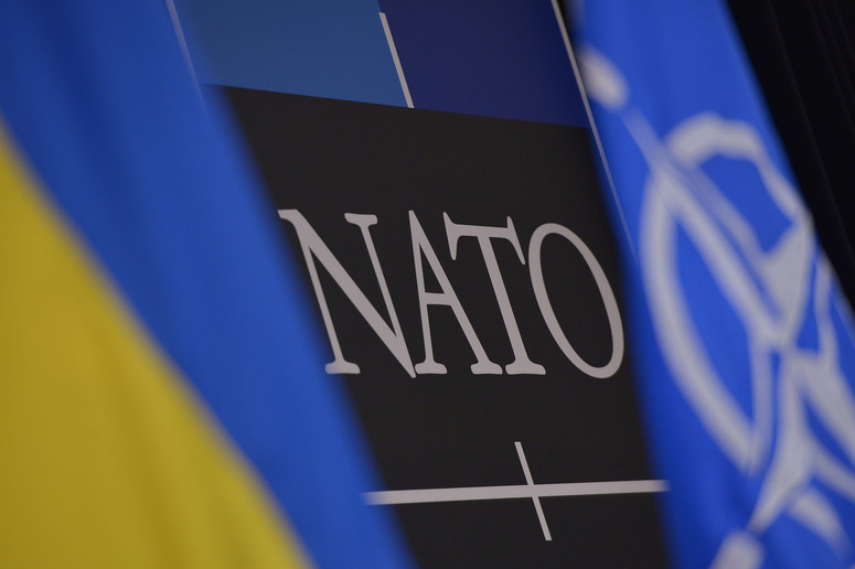 Украина подписала три соглашения по усилению сотрудничества с НАТО
