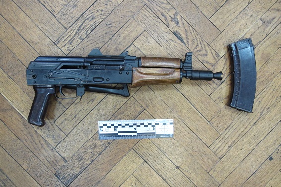 В квартире киевлянина правоохранители изъяли арсенал оружия