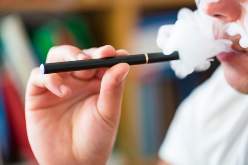 Американка получит компенсацию почти в $2 млн за ожоги из-за электронной сигареты