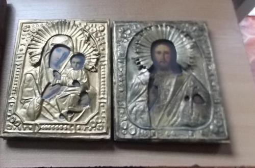 Гражданин Словакии пытался вывезти из Украины старинные иконы