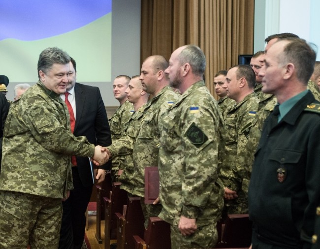 Президент встретился с командирами боевых подразделений ВСУ