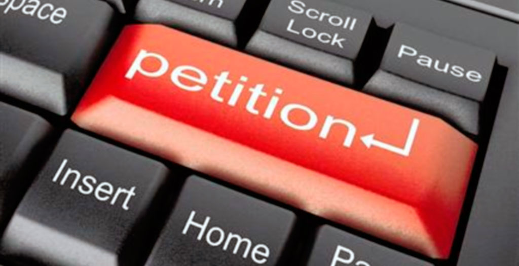 Вступил в силу закон об электронных петициях