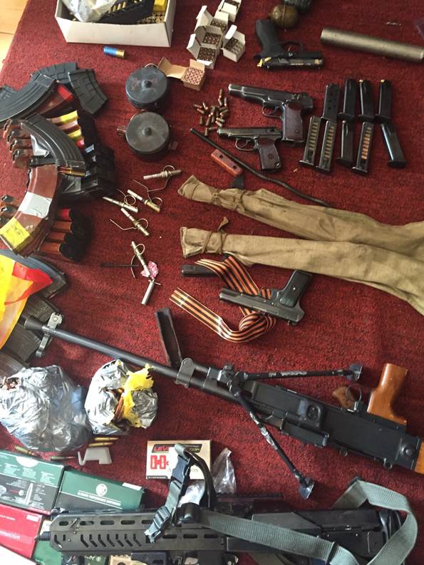 На Киевщине задержали злоумышленника, который пытался продать крупную партию оружия