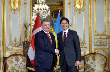 Дж. Трюдо - П. Порошенко: Канада готова и в дальнейшем оказывать давление на Москву