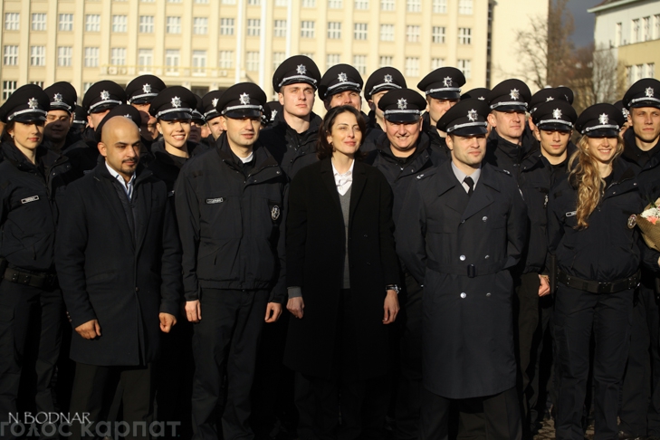 В Ужгороде приняли присягу новые полицейские