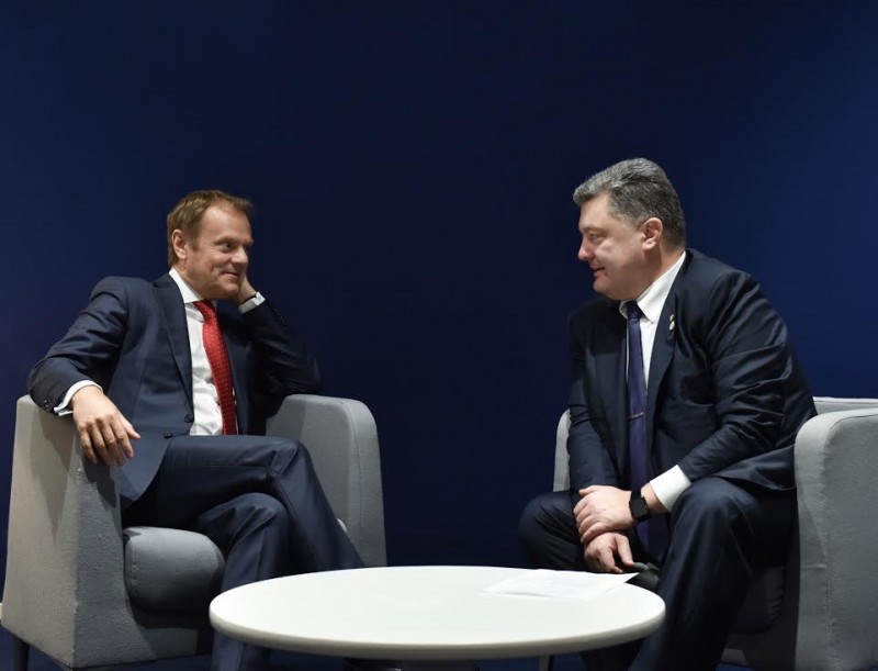 П. Порошенко и Д. Туск обсудили реализацию Минских договоренностей и перспективы евроинтеграции Украины