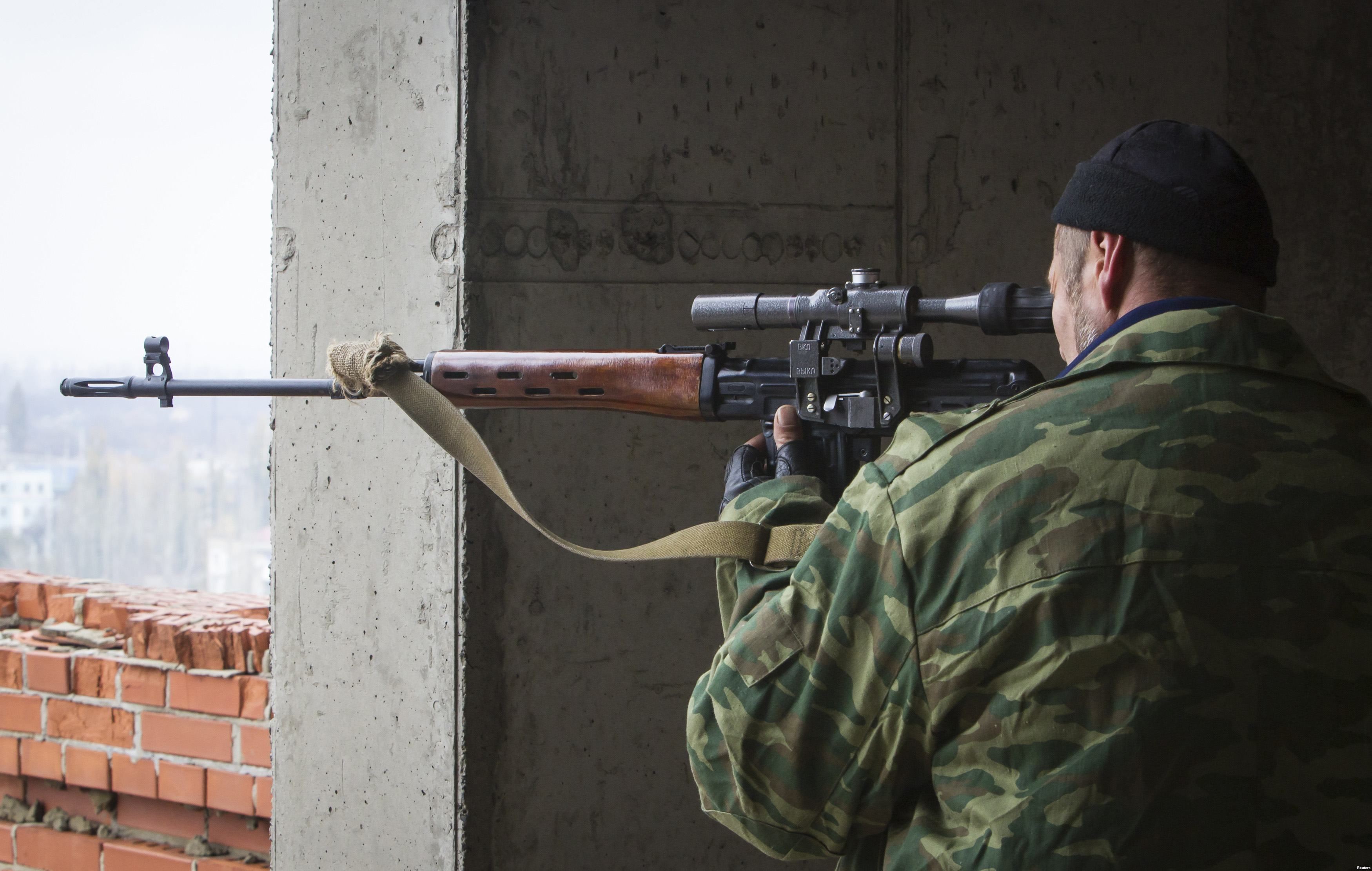 В Луганской области военный стал жертвой снайпера боевиков