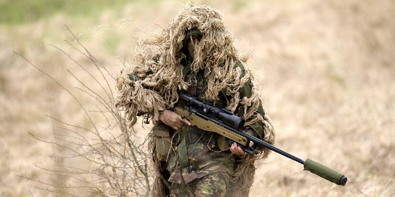 Запорожские полицейские изъяли у военнослужащего снайперскую винтовку