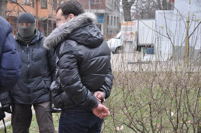 В Николаеве следователь полиции требовал деньги за закрытие дела о гибели человека в ДТП