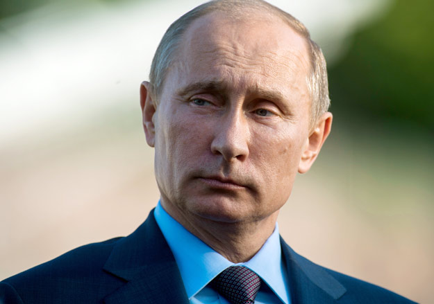 В. Путин одобрил закон, позволяющий не выполнять решения международных судов