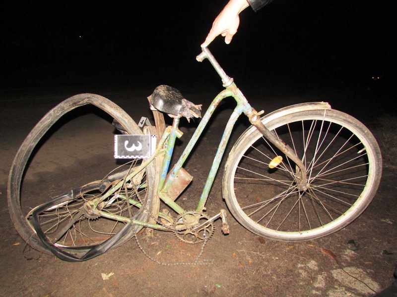 На Полтавщине пьяный водитель смертельно травмировал велосипедиста и скрылся