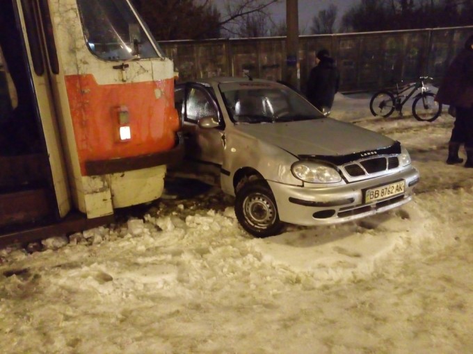 В Харькове произошло два ДТП с участием трамваев