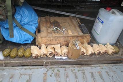 СБУ выявила три тайника с боеприпасами в районе проведения АТО