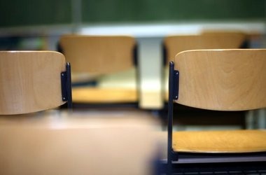 Власти Киева вводят карантин в школах с 16 января