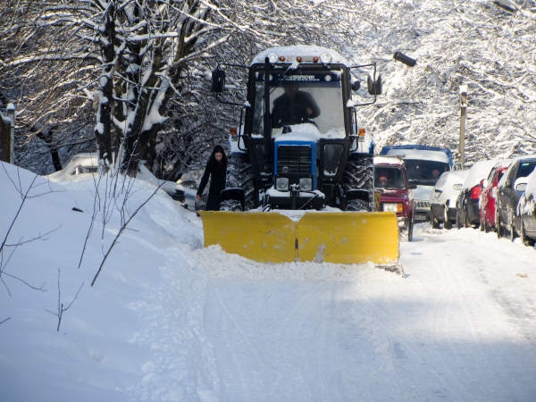 В Киеве обстреляли уборщиков снега