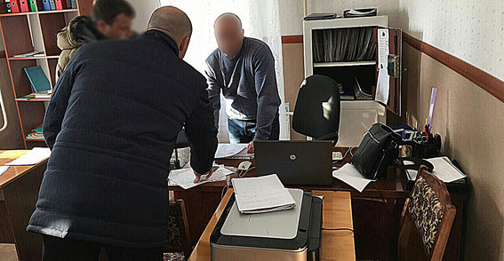 В Днепропетровской области задержан на взятке инспектор государственной пенитенциарной службы